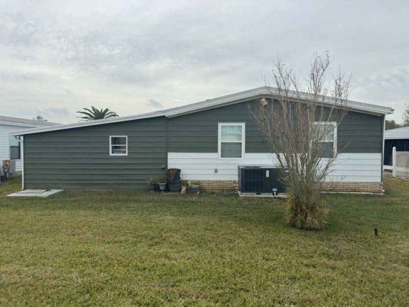 165 Greenview Drive a Winter Haven, FL Mobile or Manufactured Home for Sale